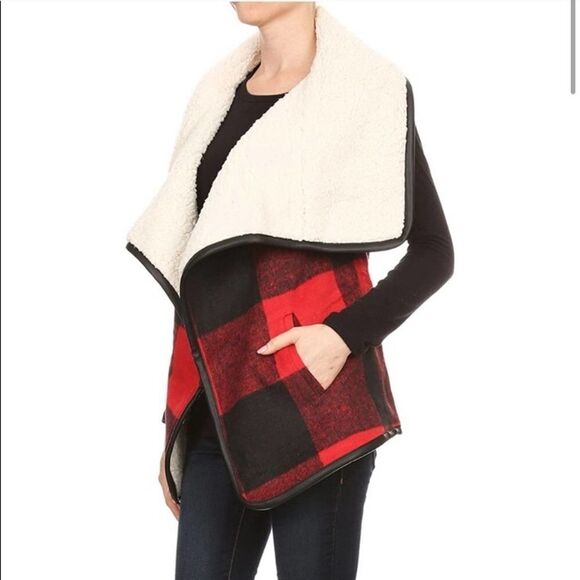 Love Tree Buffalo plaid Sherpa lined vest - Picture 2 of 7
